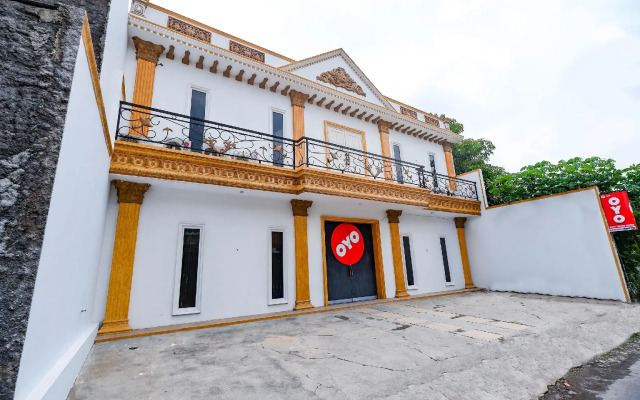 OYO 2856 Wisma Fortuna Syariah