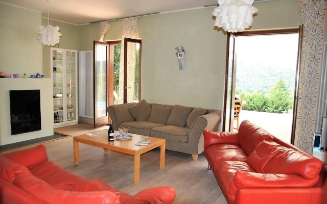 Panoramic Villa With Swimming Pool
