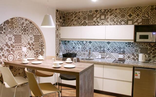 Urban Suites Apart Hotel