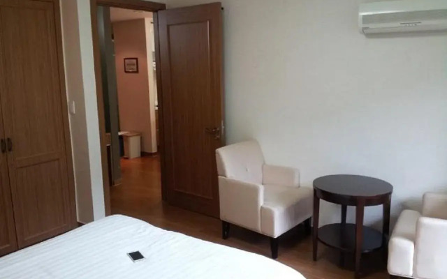 Mayhills Resort