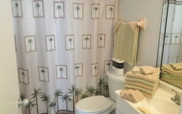 Galt Ocean Gem 2-2 Direct Ocean Views