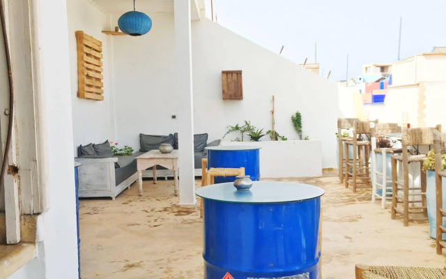 Riad Inna & Watersports Center