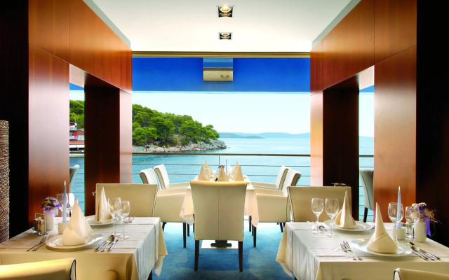 Hotel Maxim