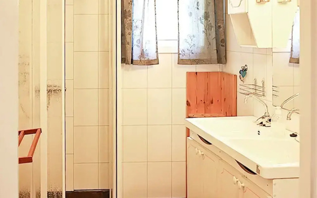 12 Person Holiday Home in Kvenvaer