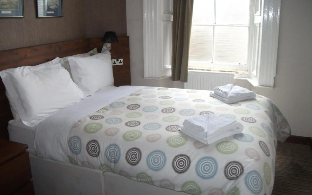 Edinburgh House Hotel
