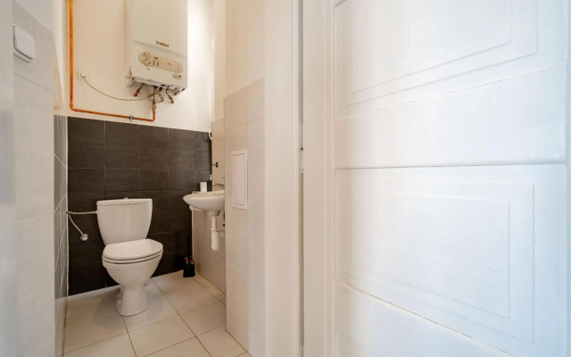 Avantguard Apartments