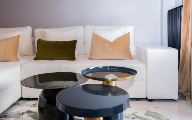 Luxury Premium Suite #4