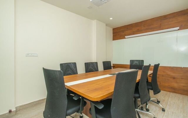 Capital O 25030 D'brooks