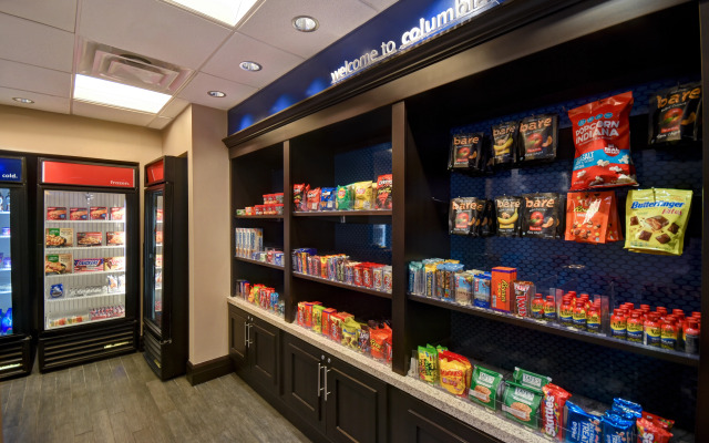 Hampton Inn & Suites Kalamazoo - Oshtemo