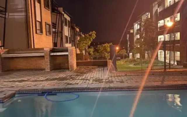 Eazy Apartment by Mall of Africa