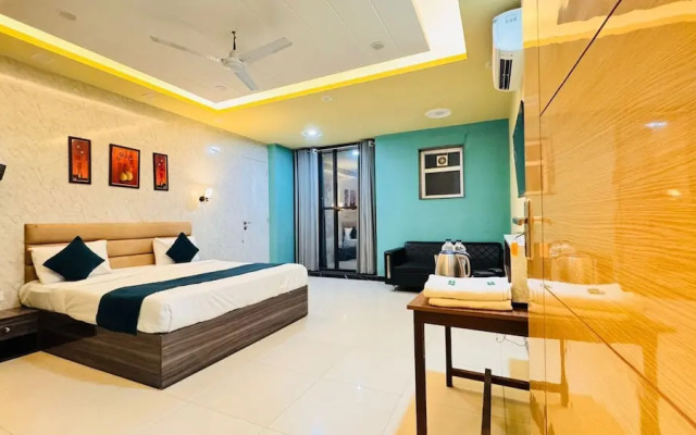 Sky Hotel
