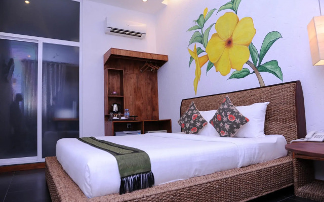 Monsoon Boutique Hotel