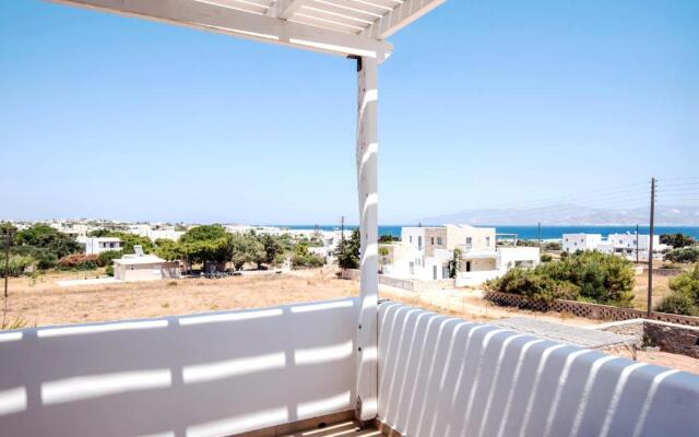 Rosemary Residence in Ampelas. 3 bedroom house