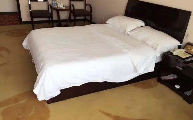 Yunhe Hotel