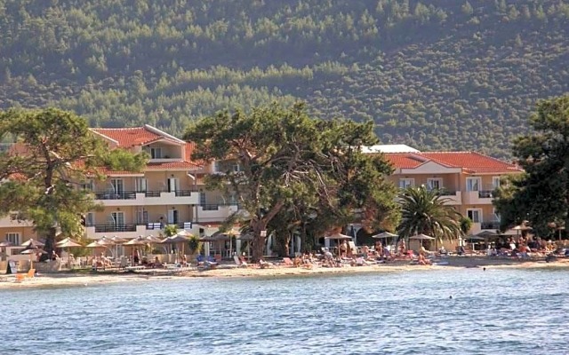 Rachoni Bay