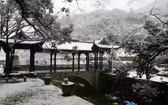 Ruoliao Cuckoo Pottery House