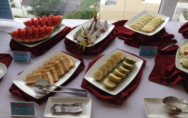 Hoang Sa Hotel