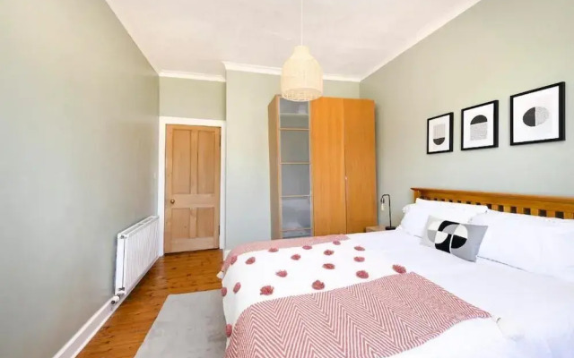 JOIVY Cosy Flat Next to Haymarket