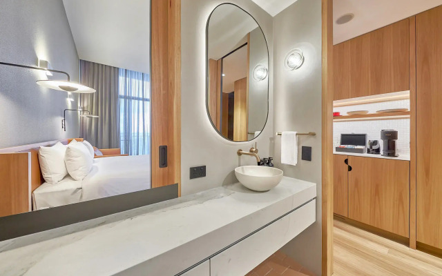 Wonil Hotel Perth - Handwritten Collection