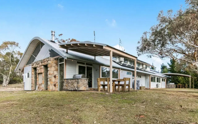 Silvertop Apartment