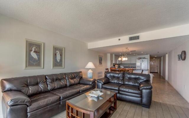 207 Beach Place Condos