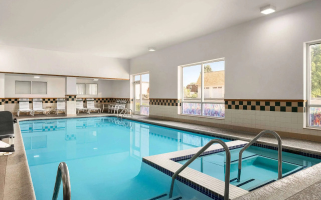 Days Inn by Wyndham Hershey