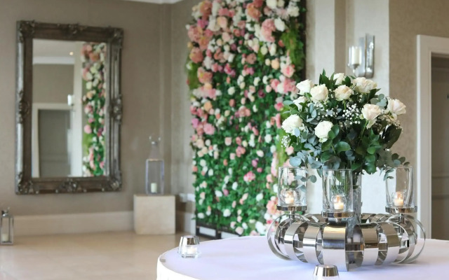 Killarney Oaks Hotel