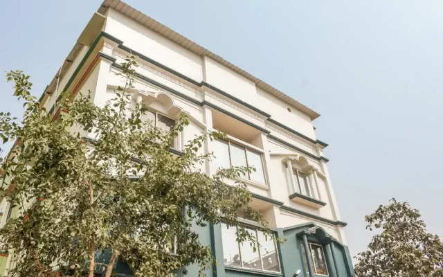 Balgopal Guest House by OYO Rooms