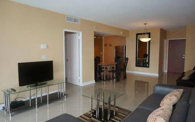 Private Residence at Ocean Residences