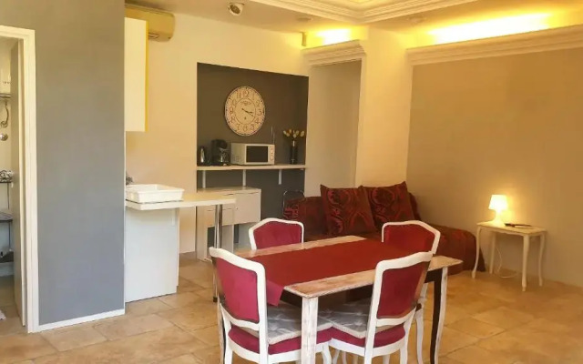 Apartmani N.May's