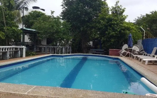 Angula Place