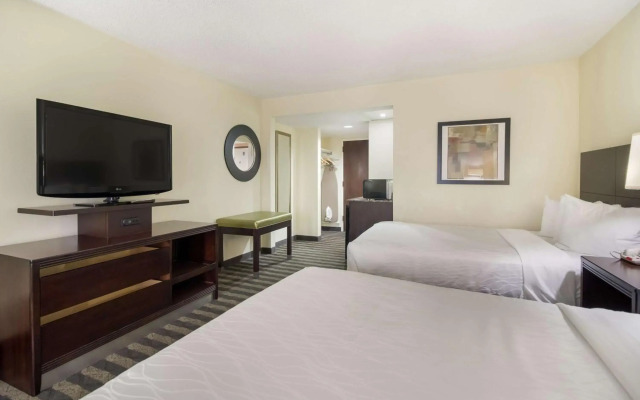 Four Points by Sheraton Bellingham Hotel & Conference Center