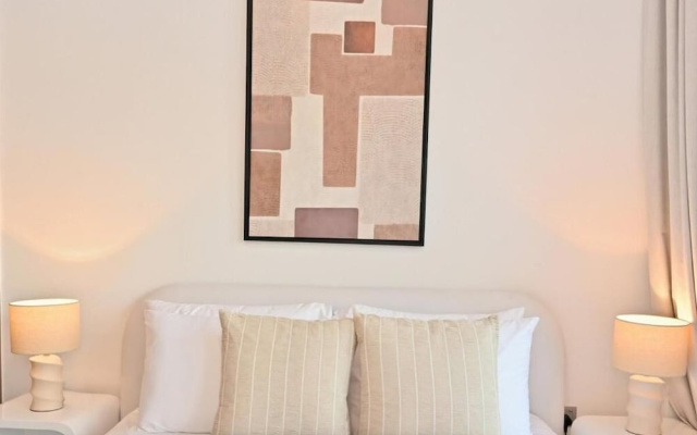 Bloomfields Sleek 1BR in Azizi Mirage 1