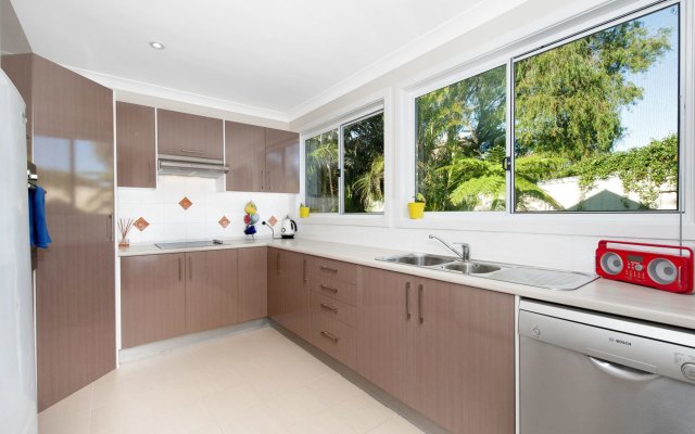 Nelson Street, Pine Cottage, 5A