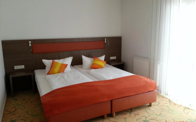 Hotel Aviva