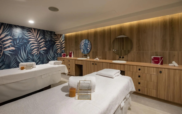 GOLDEN TULIP LYON OUEST TECHLID - Hotel & Spa