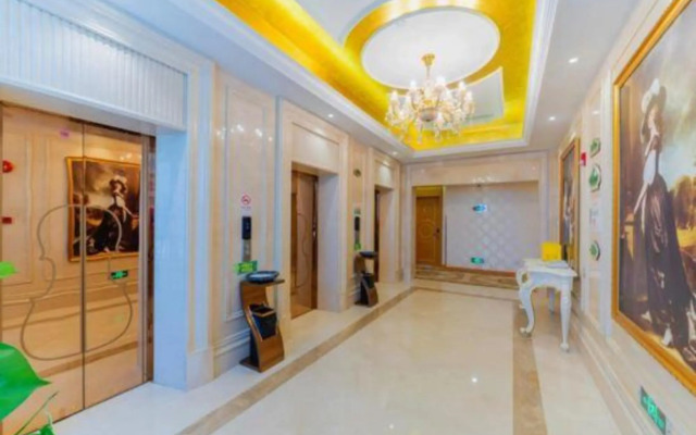 Vienna International Hotel (Li Guang Load Yong Run Plaza)