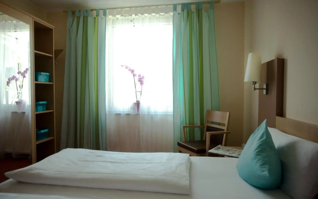 Atomis Hotel Düsseldorf City