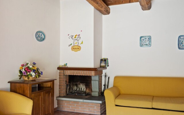 Scenic Holiday Home in Torgiano With Swimming Pool