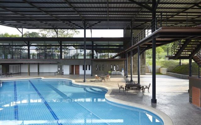 Rain Tree Khao Yai Hotel