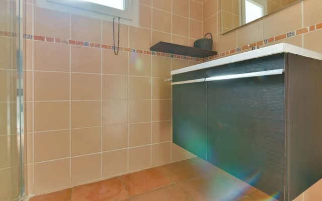 Beautiful Holiday Home With Terrace