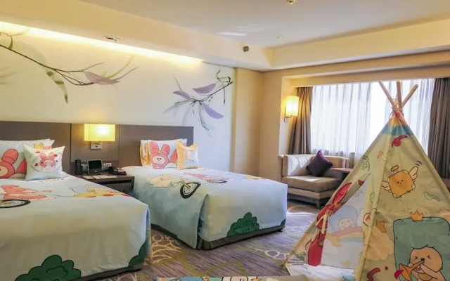 Guangdong International Building （South Gate 2）