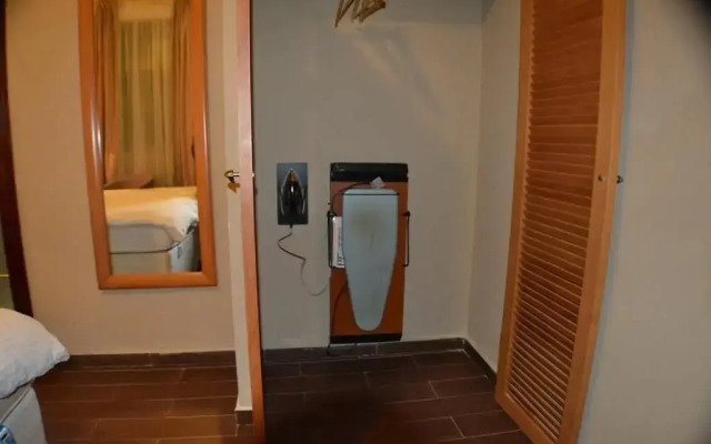 Fasil International Hotel