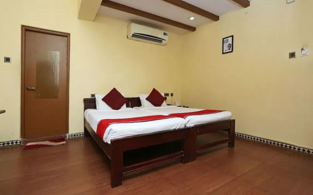 OYO Flagship 2207 Hotel Transit