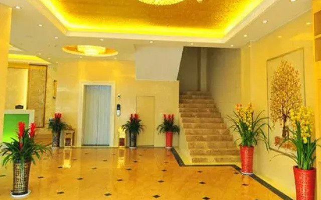 Fanghua Holiday Inn (Guilin North Railway Station)