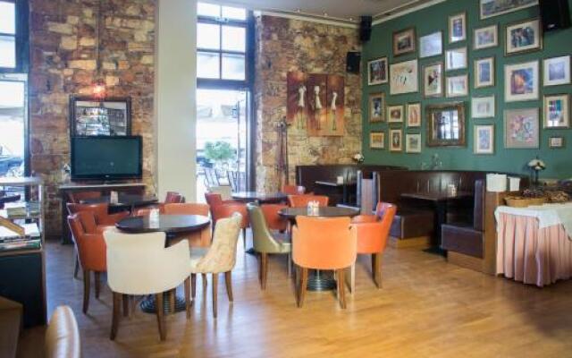 Istiaia Hotel
