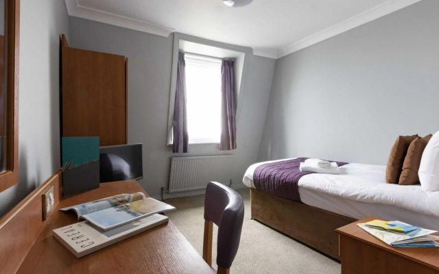 The New Southlands Hotel