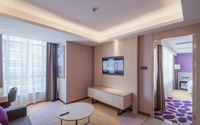 Lavande Hotel (Dongguan nanchengXiping Metro Station)