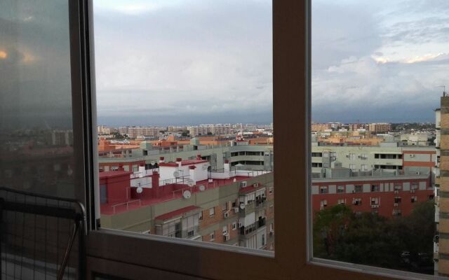 Apartment With 3 Bedrooms in Sevilla, With Wonderful City View, Enclos