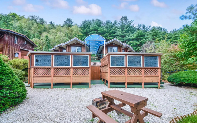 Pocheon Arumdri Pension